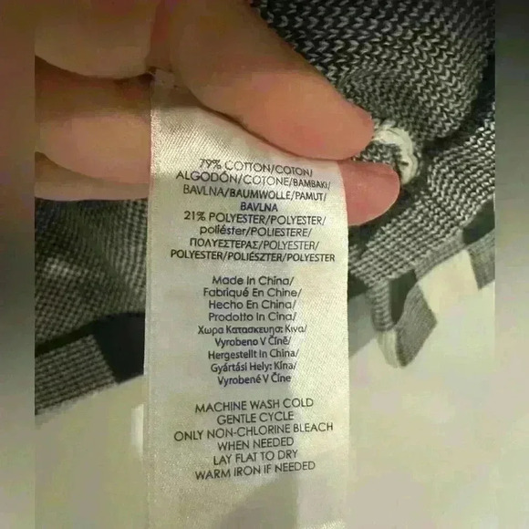 Chaps Jacket Women's Buffalo‎ Plaid Gray and White Off Center Zipper Knit Medium - Picture 4 of 7